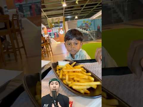 PAPA KAGET LIHAT MAMA GAK TAU CARA MAKAN SAOS‼️??@vrvlogsthalassery #remix #dubbing #trending thumbnail