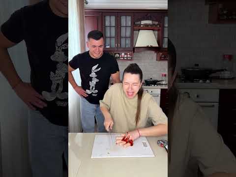 Finger prank thumbnail