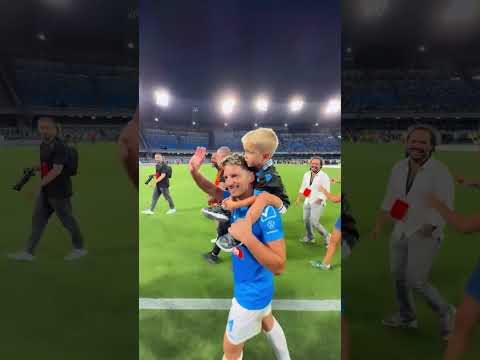 Le leggende del #Napoli e i loro figli 💙 #DAZN thumbnail
