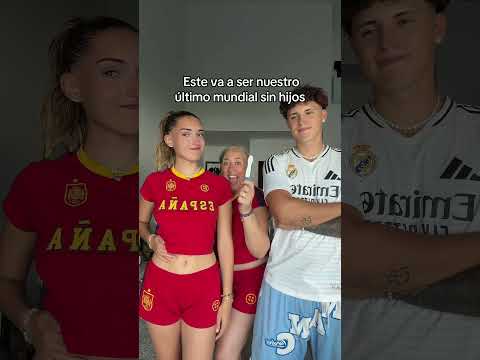 Queréis que sea niña o niña?😂 thumbnail