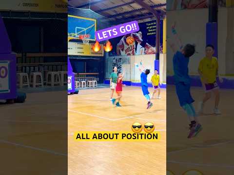 IT’S ALL ABOUT POSITION 😎NICE PASS 🔥LETS GO!! #shorts #hooper #basketballhighlights thumbnail