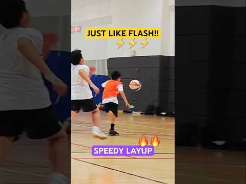 GOTTA GO FAST ⚡️ LIKE FLASH 🤯 SUPER FAST HOOK #shorts #ballislife #basketballhighlights thumbnail