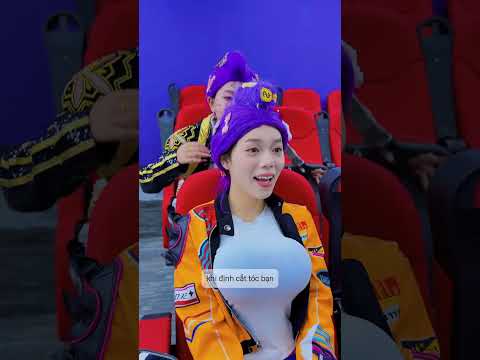 Cô bé bị bệnh nghĩ nhiều #shorts thumbnail