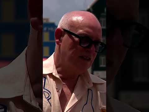 René van der Gijp blikt tijdens terugkeer van De Krantjes zelfkritisch terug op grappen over Manolev thumbnail
