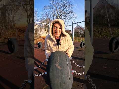 Roțile Prizoniere-Marioara si leaganele din Cauciucuri #funny #adventure #park #amuzant thumbnail