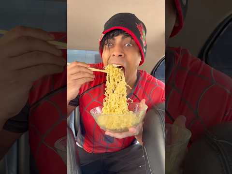 ازاااي الاكل فالسيارة ?? thumbnail