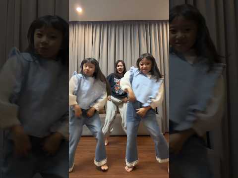 Meet Onty lagi😍🤩❤ #dance #trends #twins #jogetviral #timurberkarya #shorts thumbnail