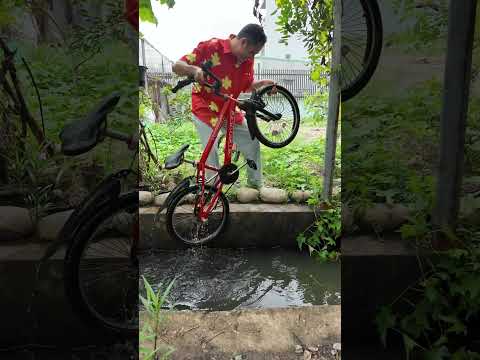 Đừng Sợ Đừng Khóc Tôi Sẽ Tìm Xe Giúp Bạn Vượt Dung Nham #haongchu thumbnail