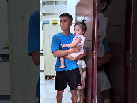 Người mẹ đáng thương || Poor little mother #shorts thumbnail