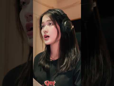 Hoang Tưởng Đêm Khuya - AI | Kiều Chi cover. thumbnail