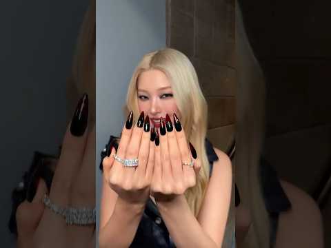 PINKY UP 💅 #KATSEYE thumbnail