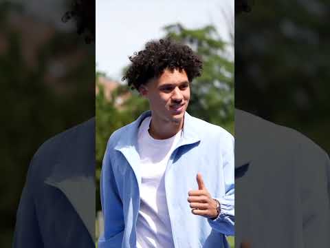 Ils sont là ! Les Bleus à Clairefontaine pour le début de la prépa Coupe du Monde 2026 🗽🇫🇷 thumbnail