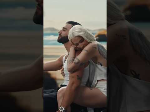 Y si nos vamos pa’ la playita? #elenarose #manuelturizo #lasemana thumbnail