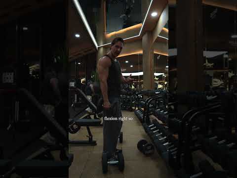 How To Do a Bicep Curl Properly (Build Bigger Arms) thumbnail