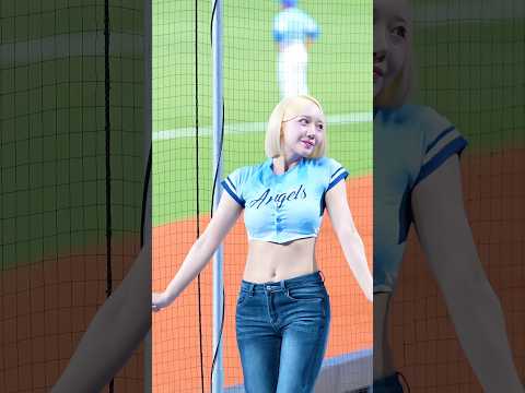 朴星垠中場舞 皮膚白的好誇張😳 #李珠珢 #이주은 #FubonAngels #cheerleaders thumbnail