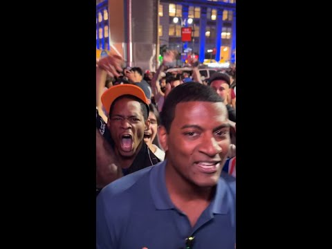 Fans erupt after Knicks steal Game 1 of NBA Finals thumbnail