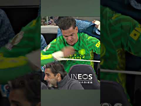 Запасной вратарь удивил всех 🤯🔥 thumbnail