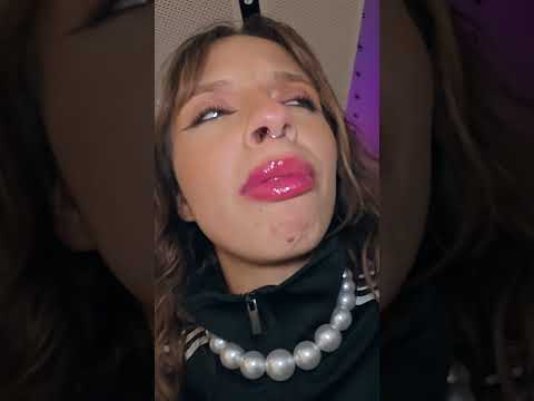 CHOWANY NOCĄ W GALERII! thumbnail