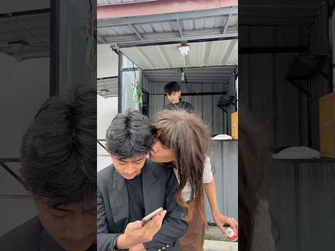 Di kiss thumbnail