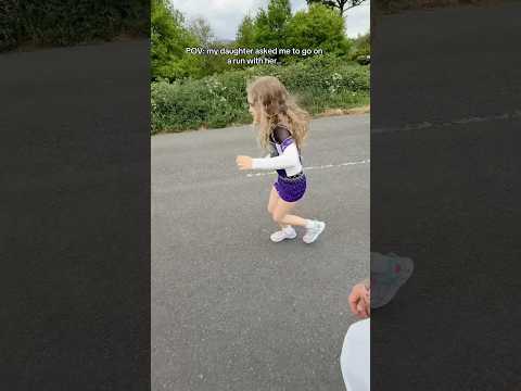 Is this how cheerleaders run #jonathanjoly #shorts thumbnail