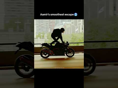 #AamirKhan GETS THE CRAZIEST ESCAPE That You Will Not BELIEVE 🤯🚔| #Dhoom3 #ActionThriller thumbnail