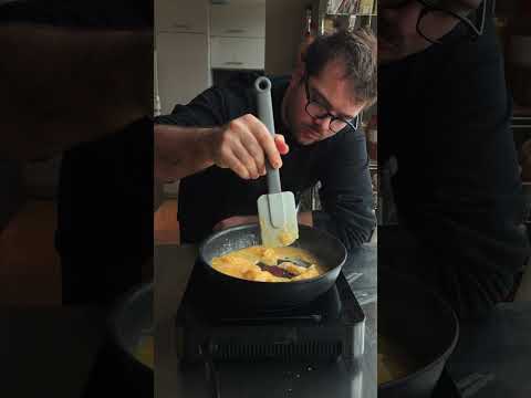 The Secret To Perfect Scrambled Eggs? @JKenjiLopezAlt thumbnail