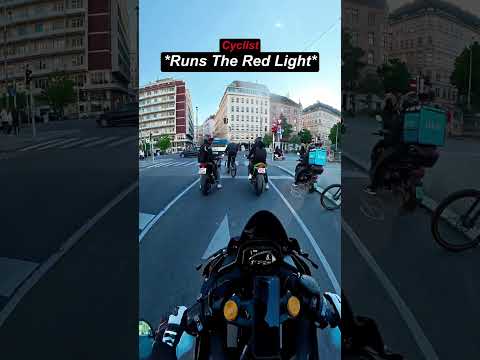 Cyclist ignores red light then got instant karma thumbnail