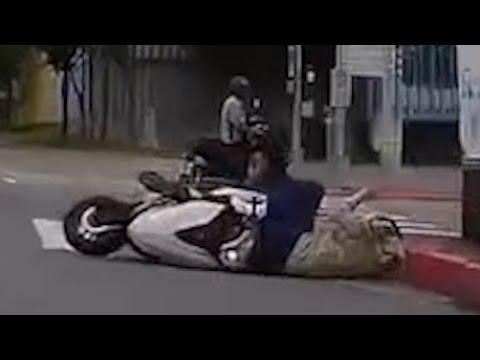 【車禍影片】是跟車太近嗎？（2026.05.15 臺北市士林區承德路五段 thumbnail