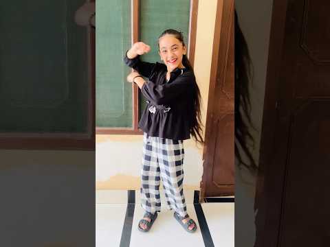 Samayra Rishabh kaise Masti kr rhe hai❓😳😱 #shorts #samayranarula #siblings thumbnail