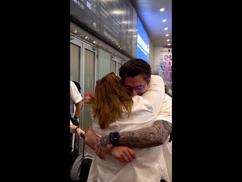 Así fue el reencuentro de una madre con su hijo 35 años thumbnail