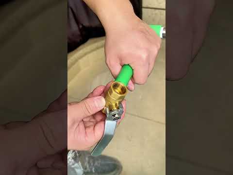 Pipe threading used to be my biggest headache… until I got this tool. 😤🔧#PipeThreader #PlumbingHacks thumbnail