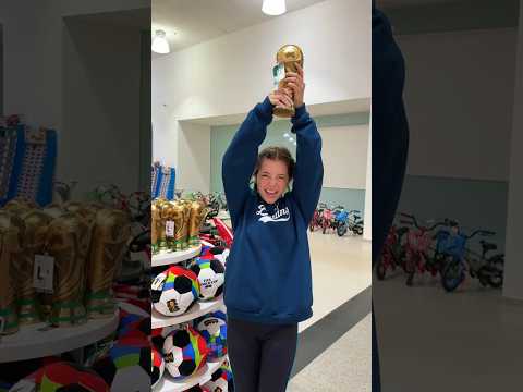 PEGANDO A TAÇA DA COPA thumbnail