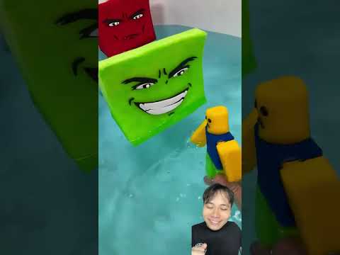 Vượt qua sóng thần trong bồn tắm Roblox #roblox #funny #shorts thumbnail