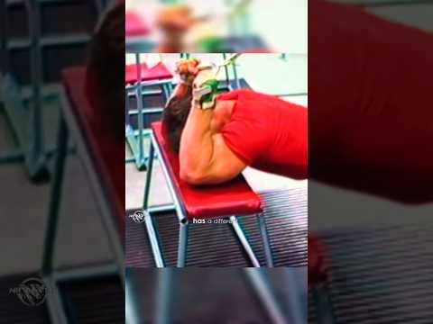 Do These Overhead Exercises For Bigger Arms - Triceps Workout thumbnail