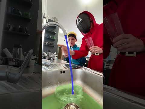 Uống nước không khí 😂 thumbnail