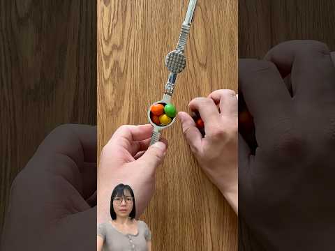 Chị gái thử nghiệm làm socola nghiền #trending #trendingshorts #trendingvideo #shorts #shortsviral thumbnail
