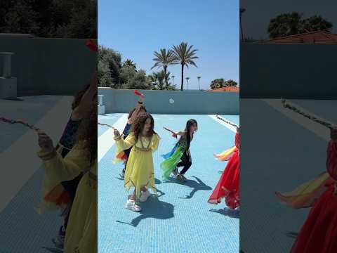 كواليس تدريب #اكسبلور #viralvideo #shortvideo #فلوجات #dabke  الدبكة مع مايا😍 thumbnail