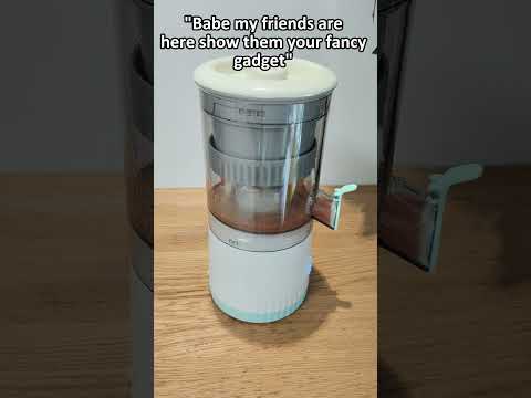 "Babe my friends are here show them your fancy gadget"  #homehacks #kitchengadgets thumbnail