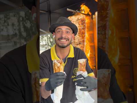 اغبى بياع شاورما😂 نهاية غير متوقعة#shorts thumbnail