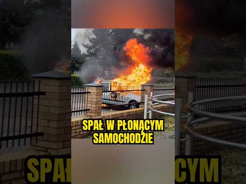 42-latek z dwoma promilami i sądowym zakazem spał w palącym się samochodzie #pozar #policja #straz thumbnail