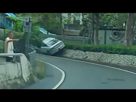車CAM直擊 - 晨咁早  諗緊做乜有人喺度揮手呢？？ thumbnail