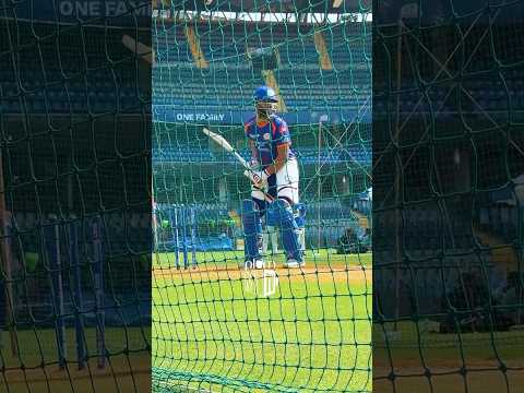 मस्त shot maara re, Naman! ? | #MumbaiIndians #OneFamily #TATAIPL #MIvRR thumbnail