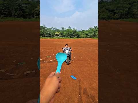 temon tiba tiba jadi patung habis nanjak #trendingshorts thumbnail