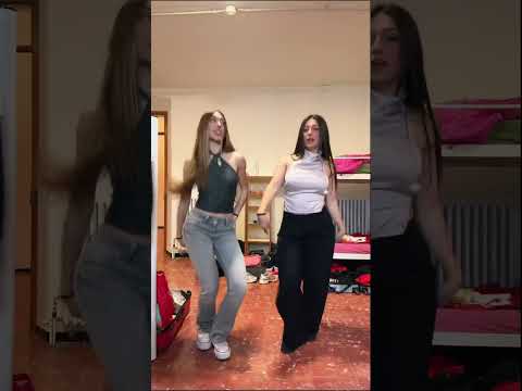 no mirar el desorden que nos conocemossss #trend #dance #shortviral thumbnail