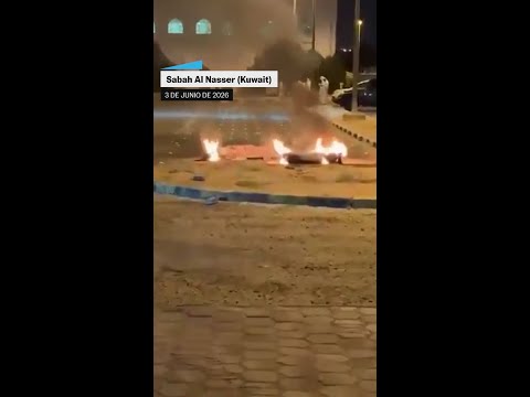 Las defensas aéreas de KUWAIT interceptan un ATAQUE IRANÍ con misiles y drones #shorts thumbnail
