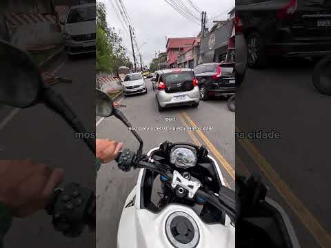 Deixe a sua opinião….. Shots de paródia moto vlog com edição e efeitos visuais e auditivos thumbnail