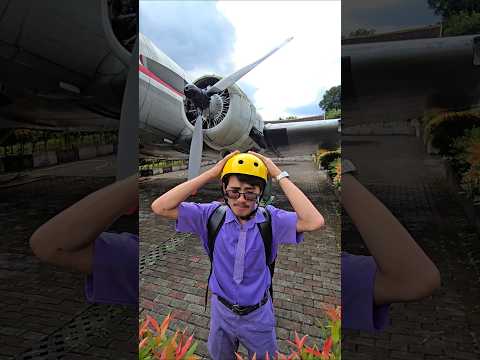 naik pesawat ko make helm #trandingshorts thumbnail
