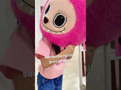 SAMANTHA JADI BADUT LABUBU? #samantha #viralvideo #fakesituation #trending thumbnail
