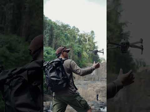 THIS ANTI-THEFT BACKPACK CHANGED THE WAY I TRAVEL! 🌍  #AntiTheftBackpack #explore #hiking #nature thumbnail