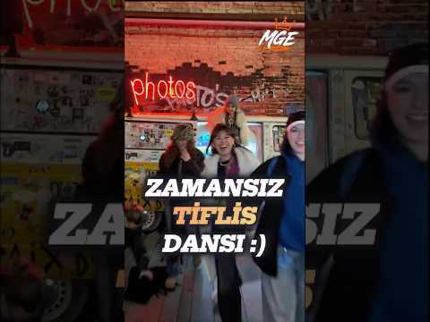 Tiflis Sokaklarında Zamansızdık 🧡 #manifestgirls #manifam #shorts thumbnail
